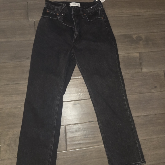 Abercrombie & Fitch Denim - Abercrombie & Fitch Women's Dark Ankle Jeans